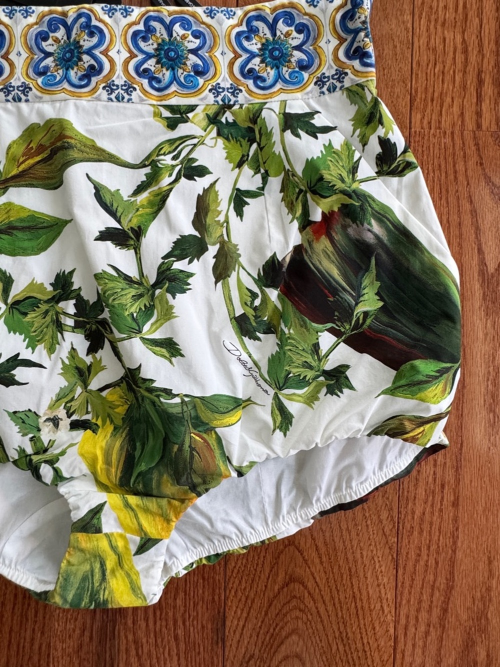 Dolce & Gabbana Floral Print Short Set. 44/8, 46/10. Brand new with the tags. - Picture 2 of 6